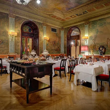 Hotel Hotiday Via Del Corso