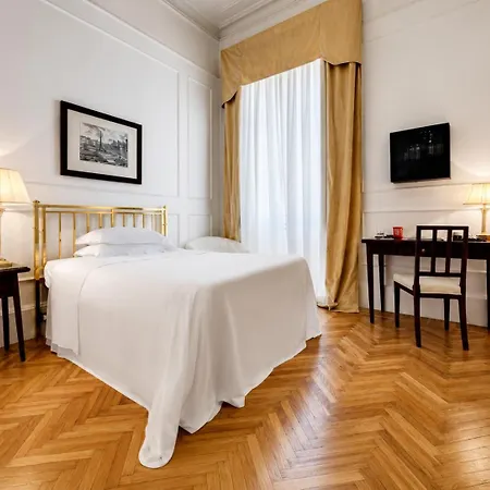 Otel Hotiday Via Del Corso 5*
