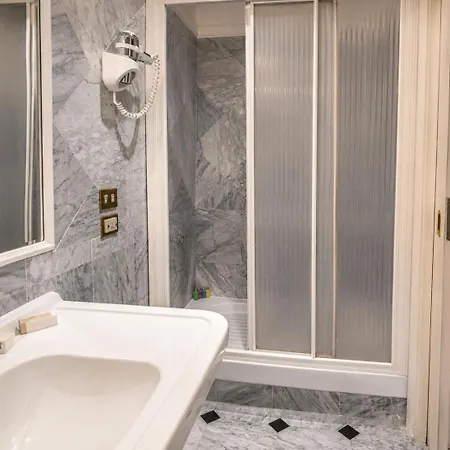 Hotiday Via Del Corso Hotel Roma