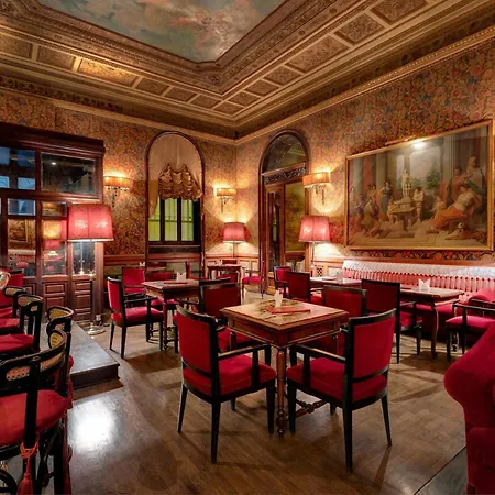 Hotel Hotiday Via Del Corso Roma